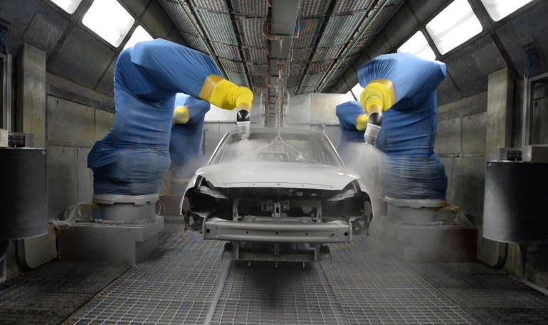 На АВТОВАЗе рассказали, как проходит процесс окраски кузова LADA